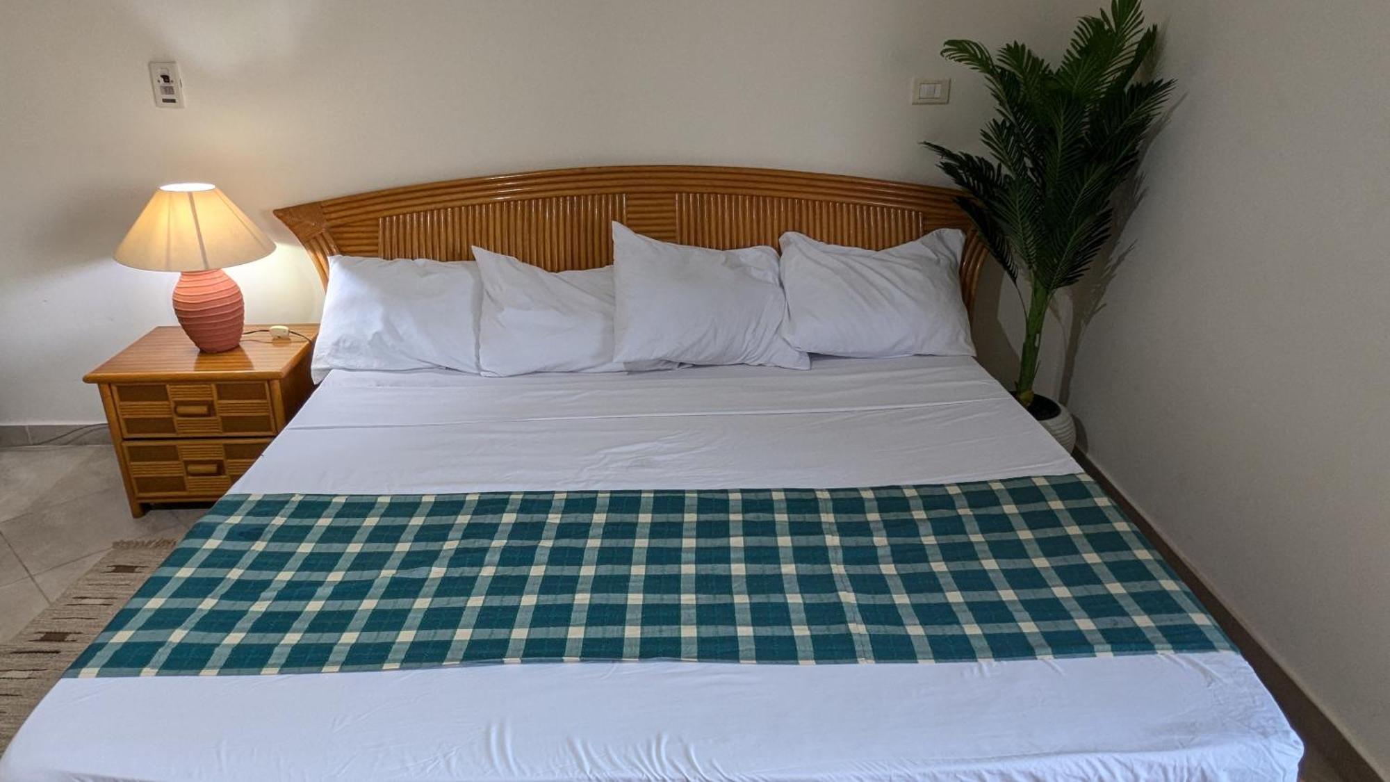 Golf Heights - Sea And Mountain View - Free Wifi - Sheikh Apartment